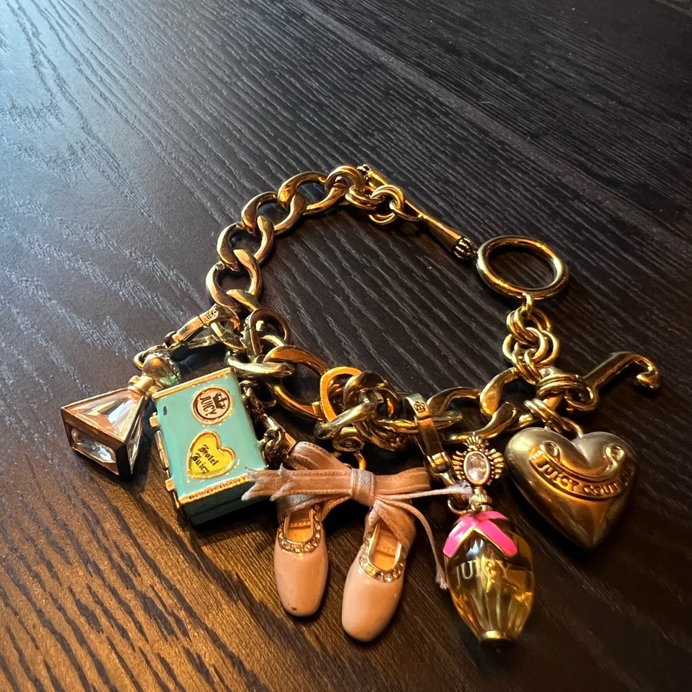 Vintage Juicy couture charm bracelet.